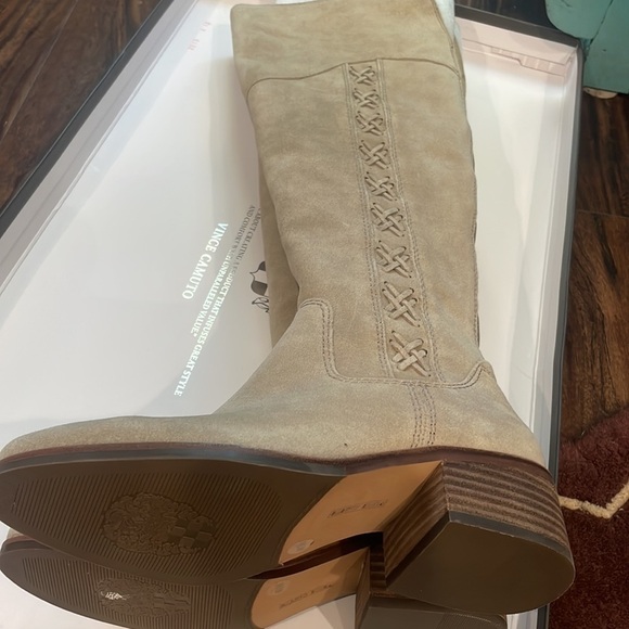 NEW Vince Camuto KREESELL Over The Knee Riding Boot Taupe Notch Verona Sz 6M - Picture 7 of 13